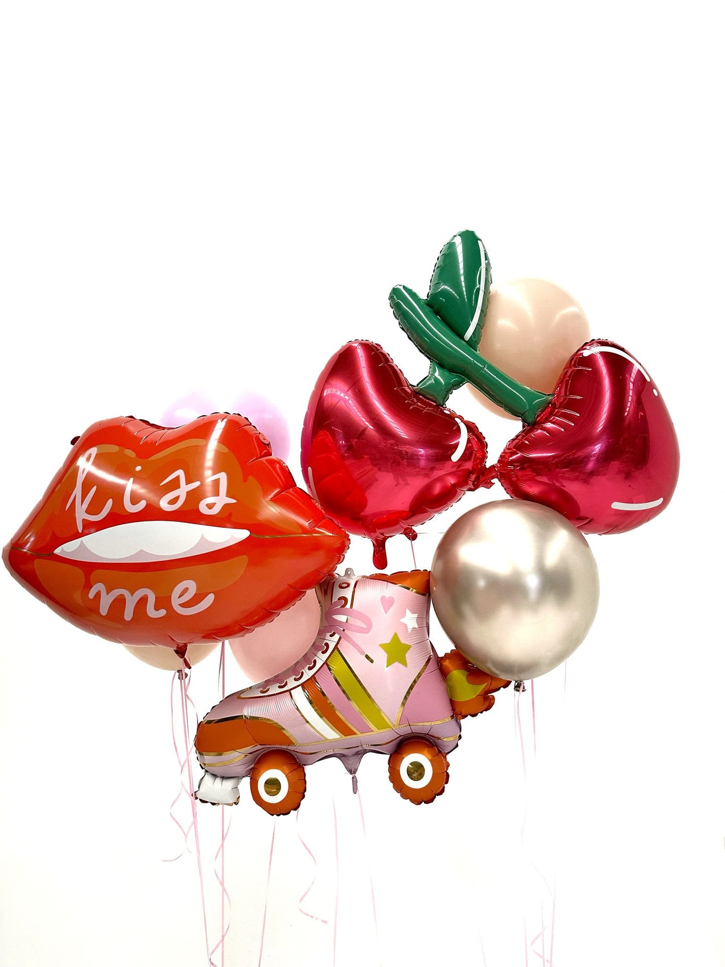 Kiss Me Giant Balloon Bunch