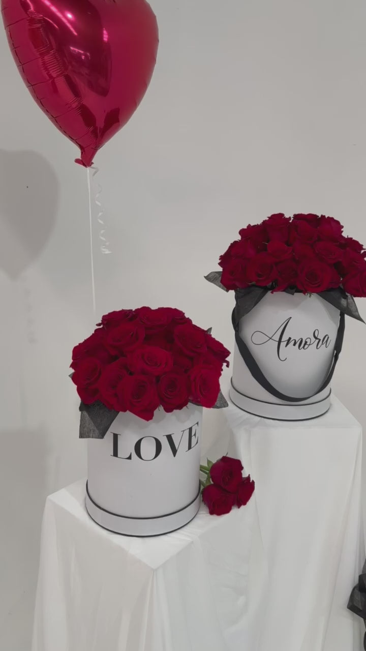 Signature Red Rose Hat Box